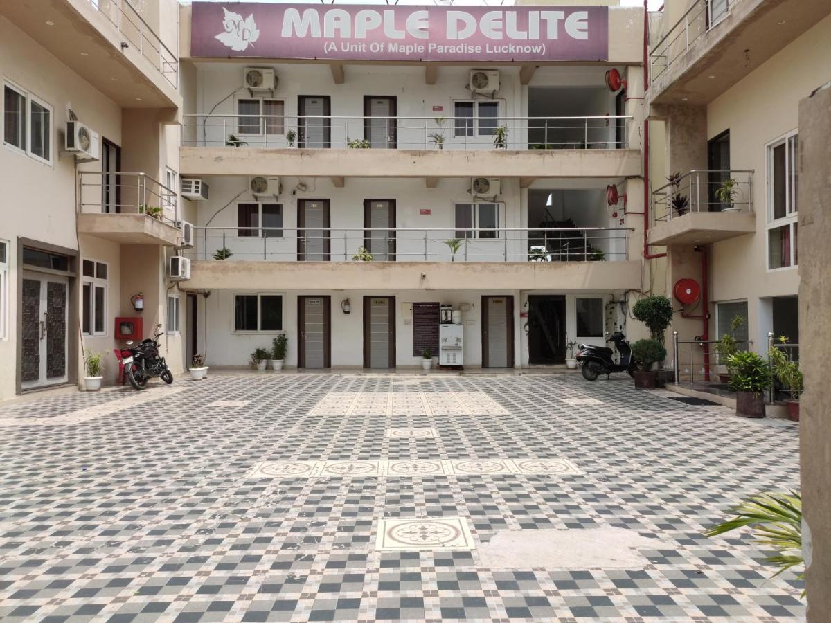 Отель Maple Delite Лакхнау Экстерьер фото